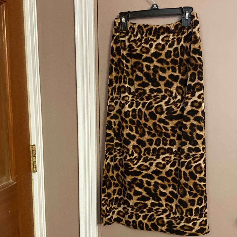 Women’s Zadie B’s Brand Leopard Print Skirt Size Small - Picture 3 of 6